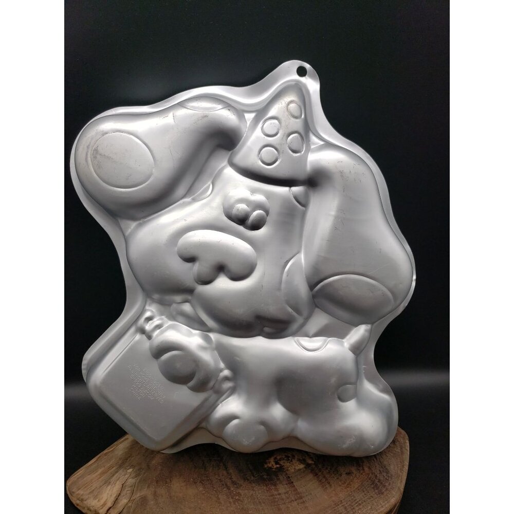 Wilton Blue's Clues Cake Pan 1999 Viacom Blue Dog Character Baking Pan